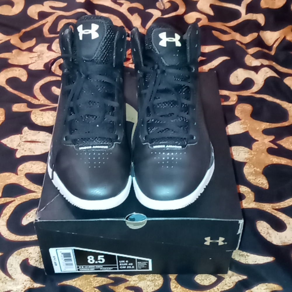 Used Under Armor Shoes